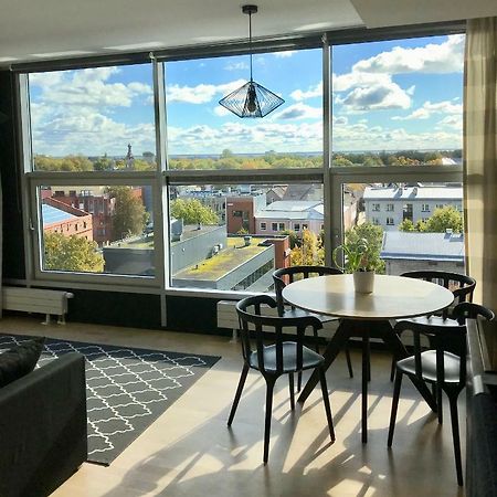 City View Apartment, Free Parking 페르누 외부 사진